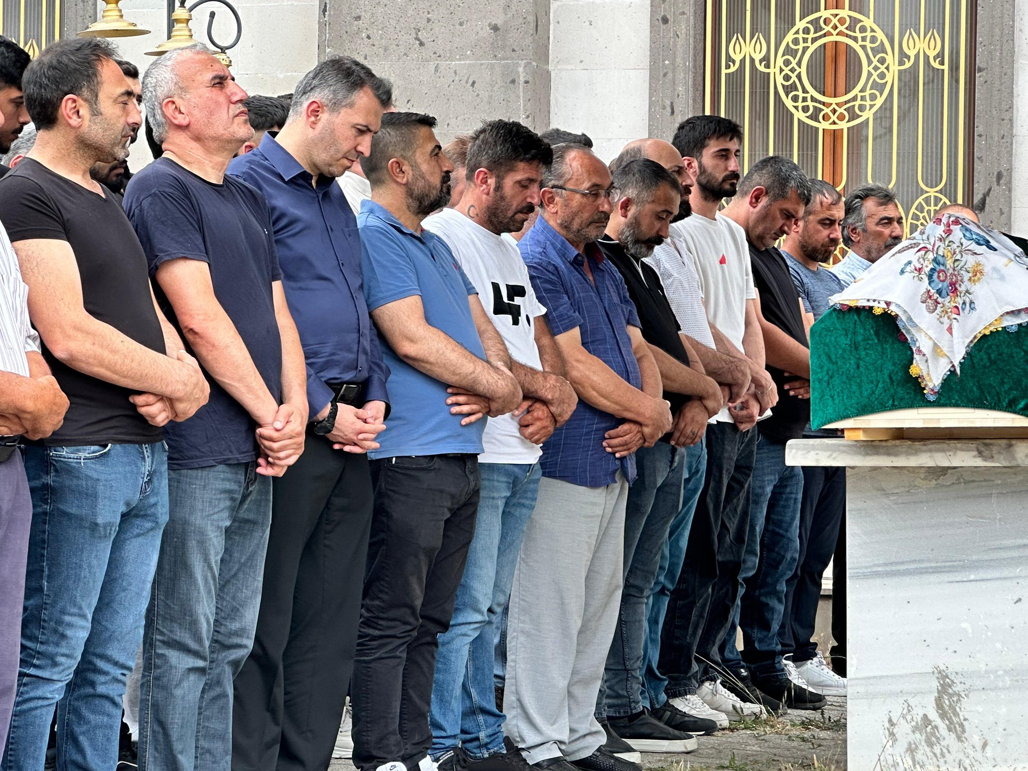 Merhumeye Rahmet, Ailesine Başsağlığı Dileriz