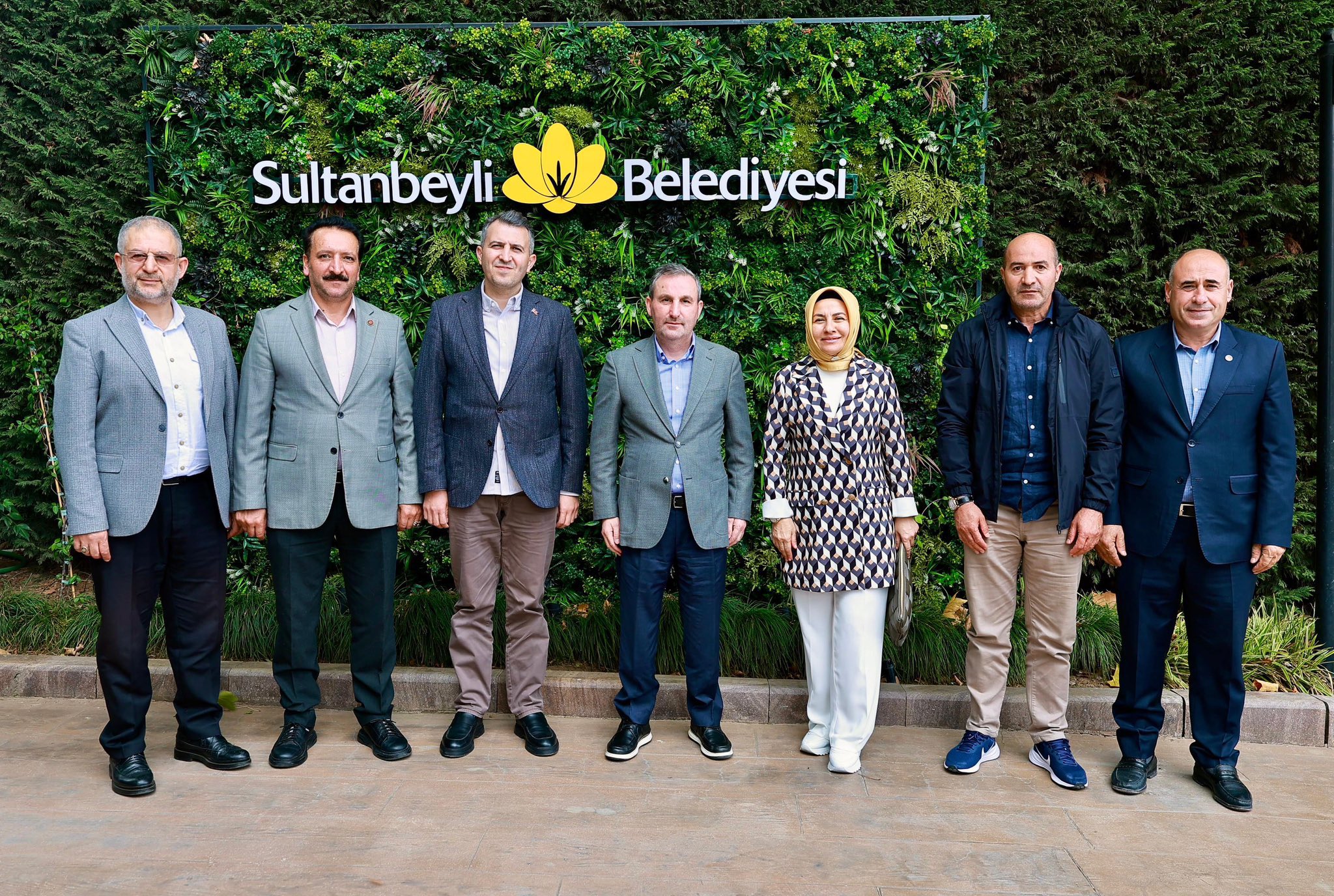 Belediye Başkanımız Sn. Ali Tombaş’ın ev sahipliğinde, İçişleri Bakanlığı Daire Başkanımız Sn. Suna Üstüner ve muhtarlarımızla bir araya geldik