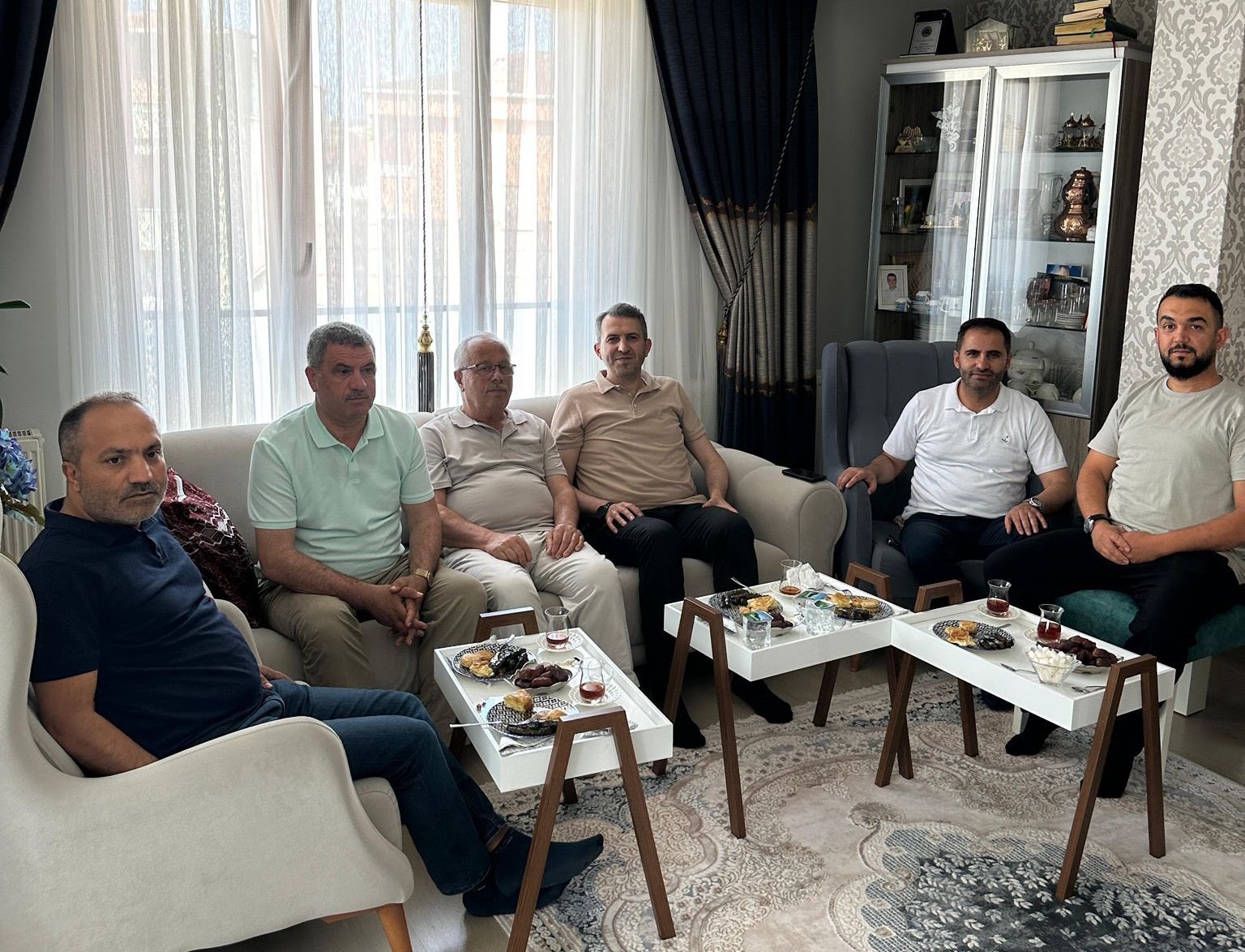 İlçe Yönetim Kurulu Üyemiz Gökhan Çetin Özer Bey’in Kıymetli Babasına Ziyaret