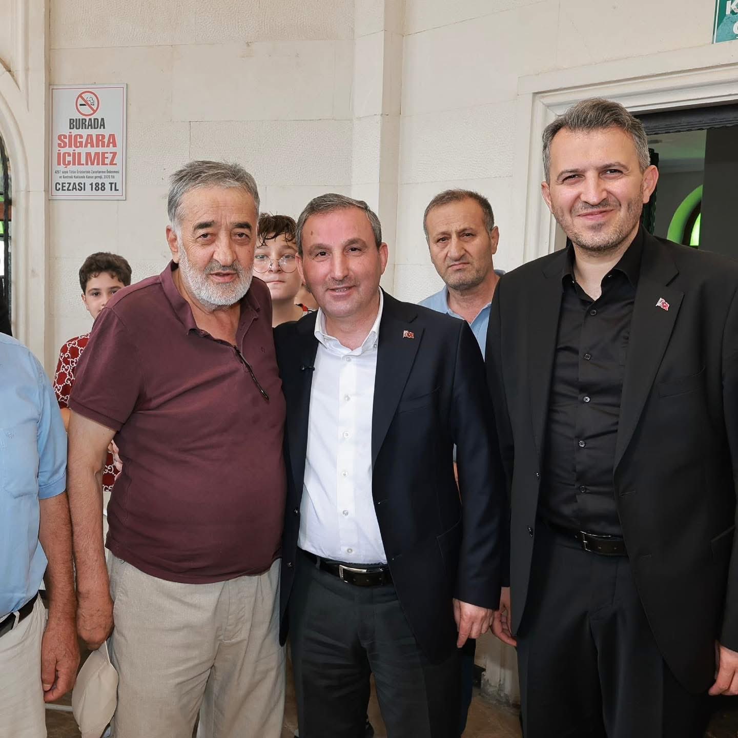 Mübarek Cuma gününün rahmet,bereketi üzerinize olsun