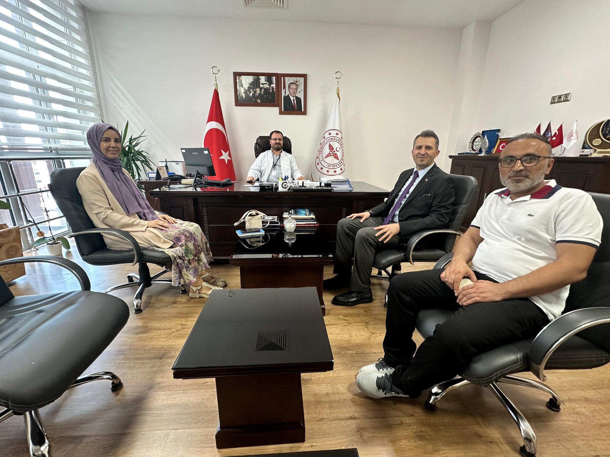 İlçe Başkanımız Sn. Ayhan Üşdi ile Sağlık Politikaları Başkanlığımızdan Hastane Ziyareti