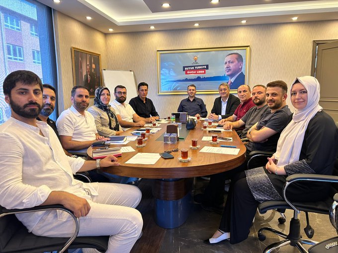 Haftalık Olağan İlçe Yürütme Kurulu Toplantımızı gerçekleştirdik.